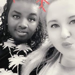 Meet your Posher, Troy